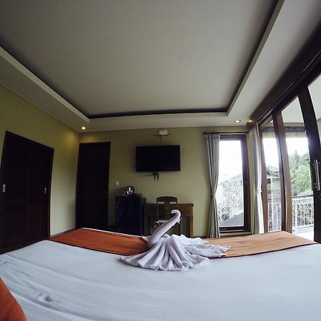 Cahyatika Bed & Breakfast อูบุด ภายนอก รูปภาพ