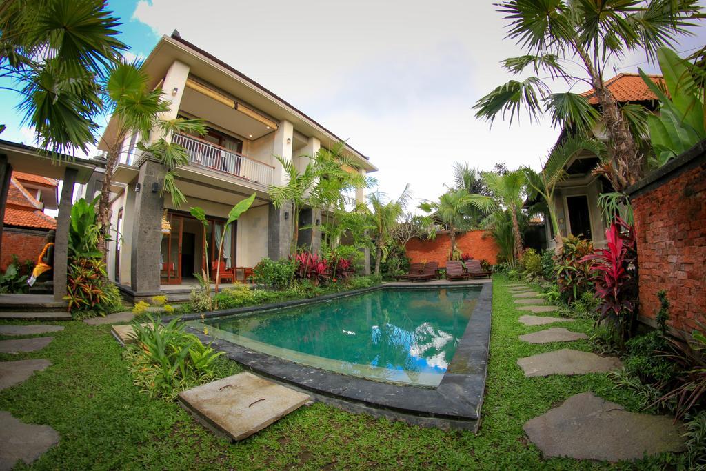Cahyatika Bed & Breakfast อูบุด ภายนอก รูปภาพ
